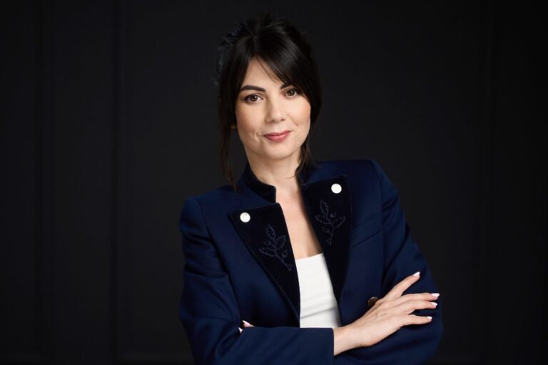 Marina Popescu Floria.ro